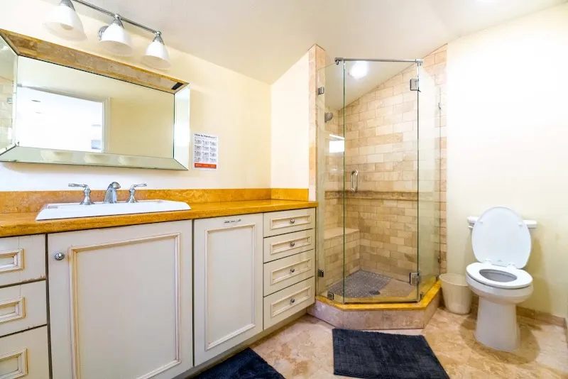 Ocean Coast Recovery - interior photo