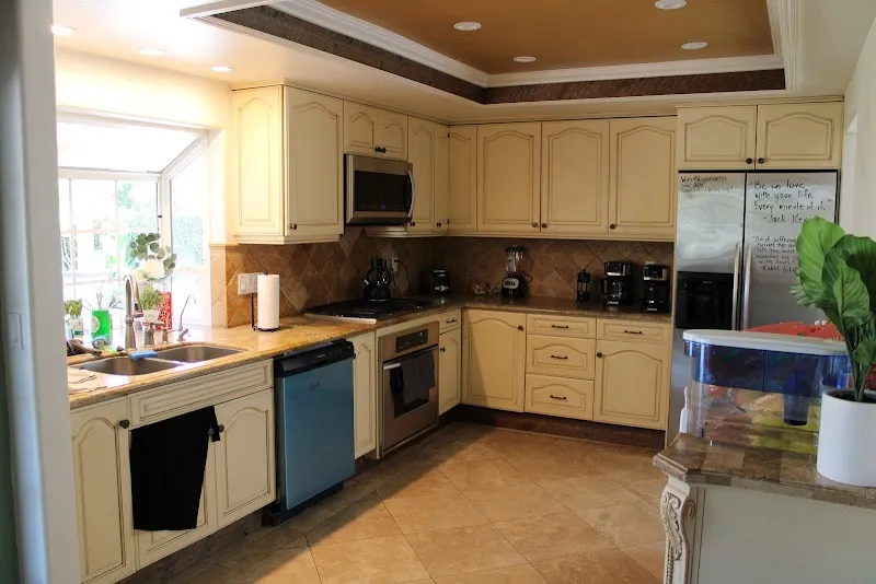 Amenities at Longbeach detox center — flooring