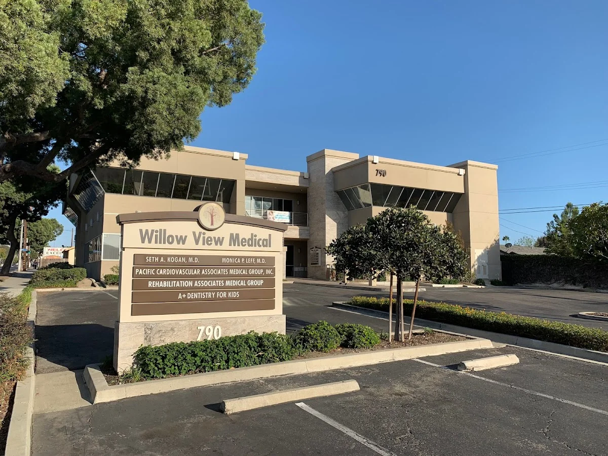 Rehabilitation Associates Medical Group