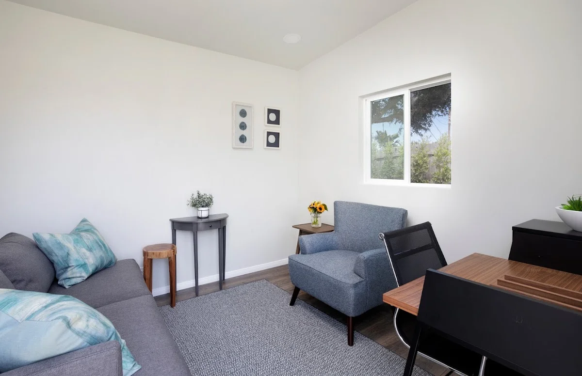 Clear Behavioral Health - Alcohol Detox in Redondo Beach - Photo 5