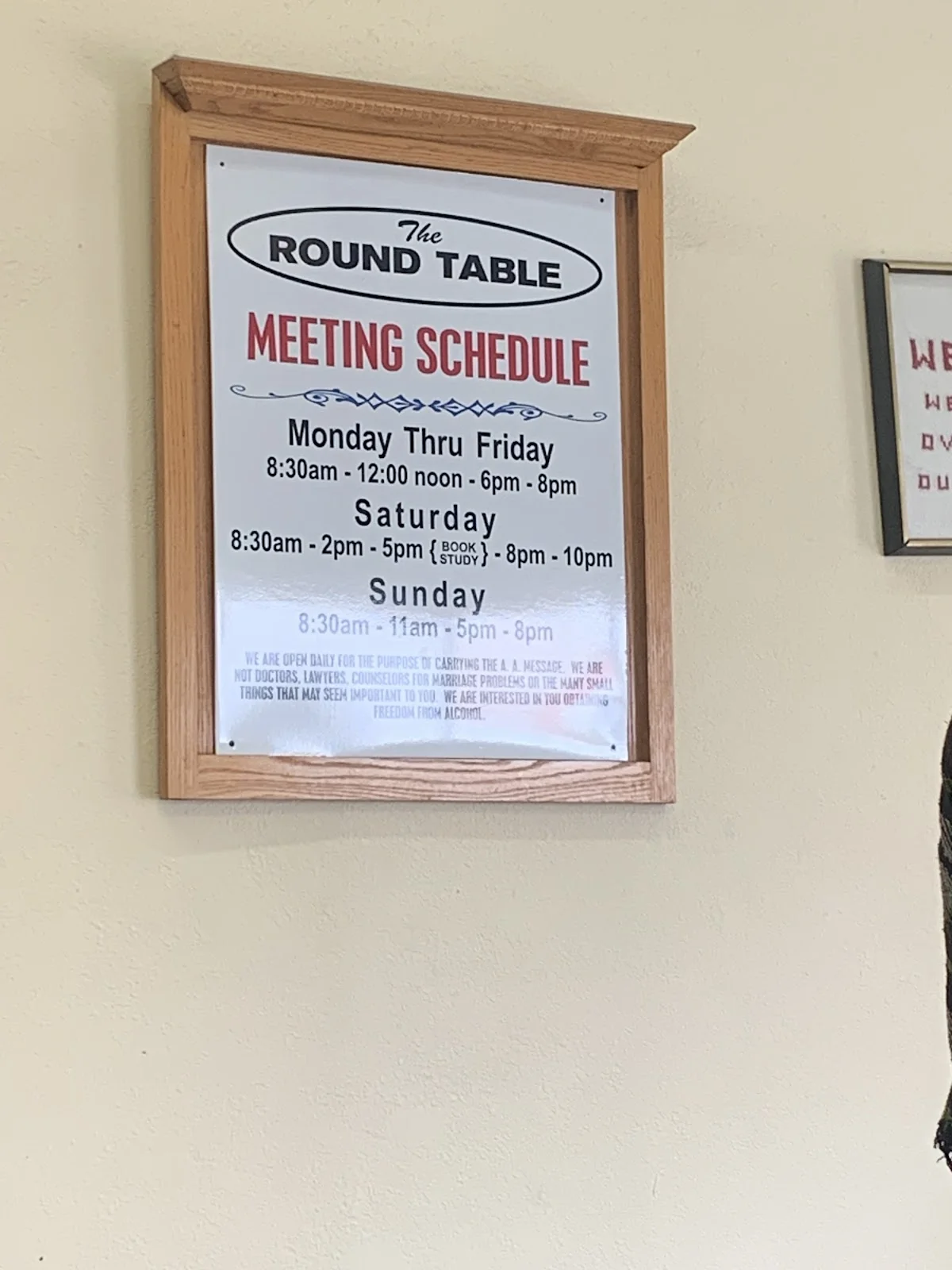 The Round Table: alcoholics anonymous meetings - Photo 3