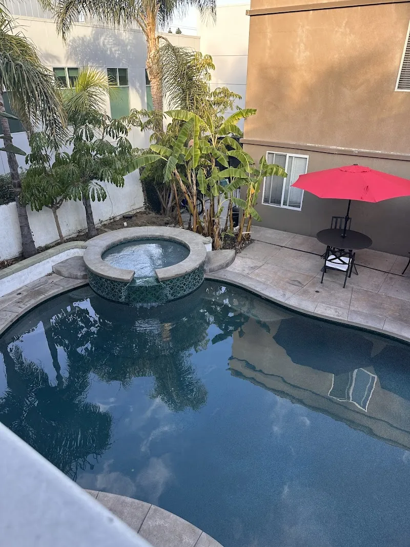 Pacific Shores Sober Living - Photo 1