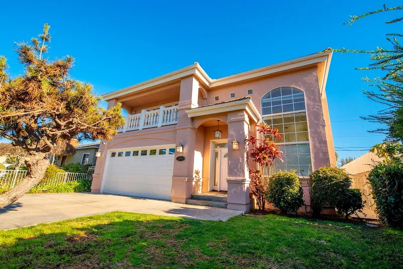 The Nook Sober Living in Los Angeles for Men - Photo 3