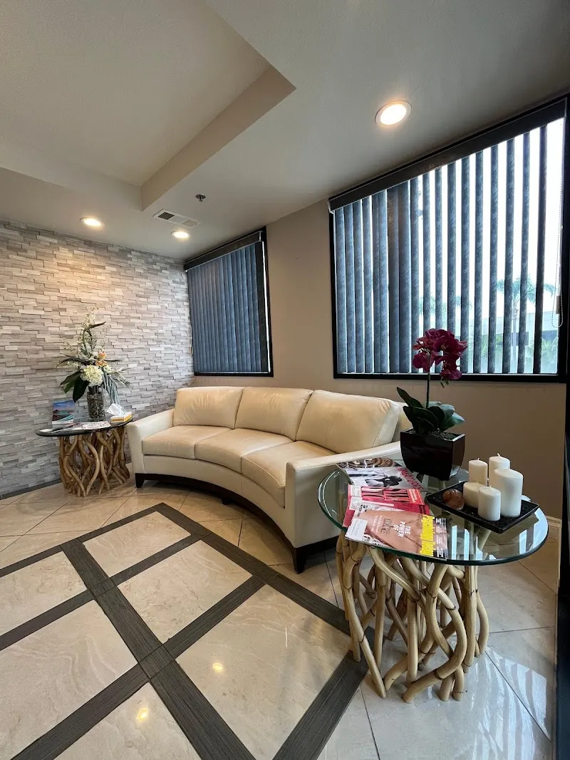 Akua Mind Body - Mental Health &amp; Addiction Treatment Newport Beach - interior photo