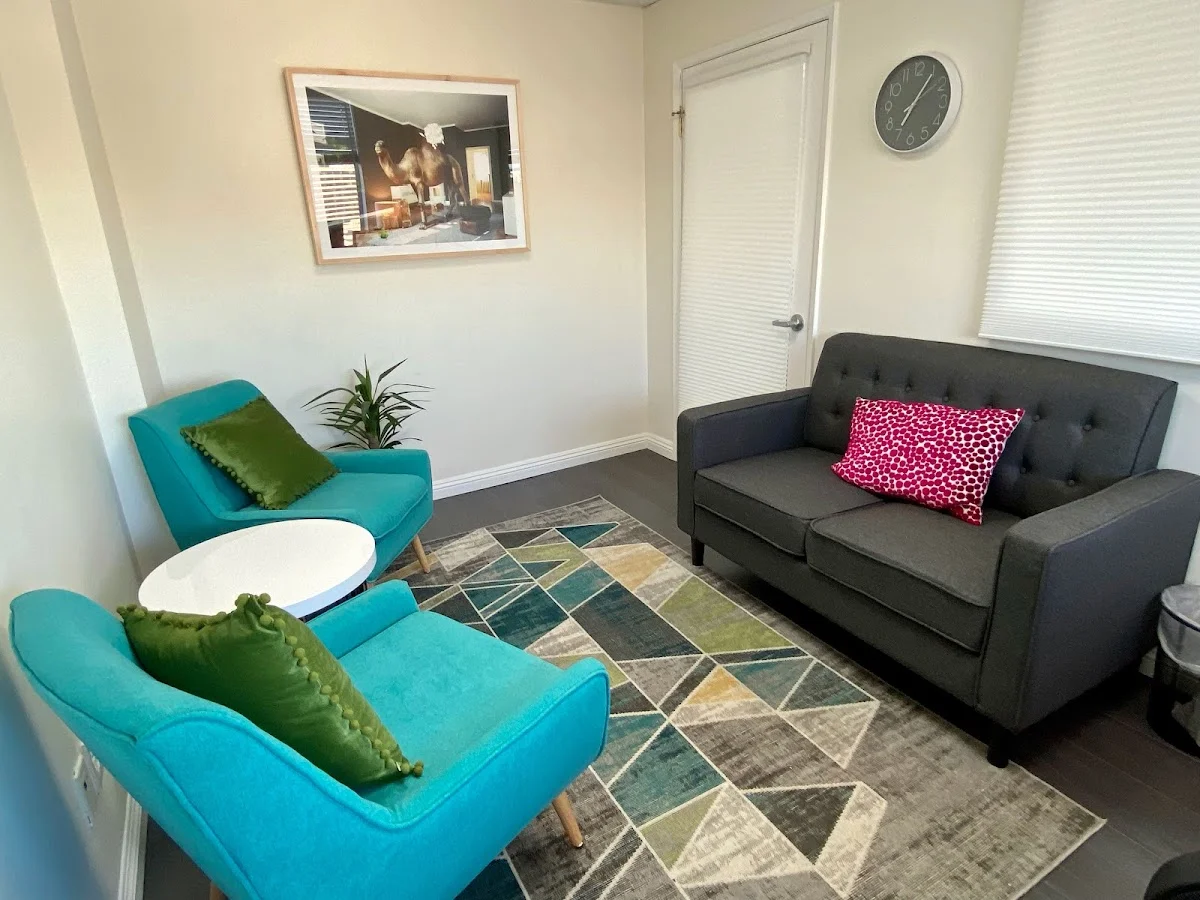 Bonmente - Psychiatry & Therapy, Long Beach