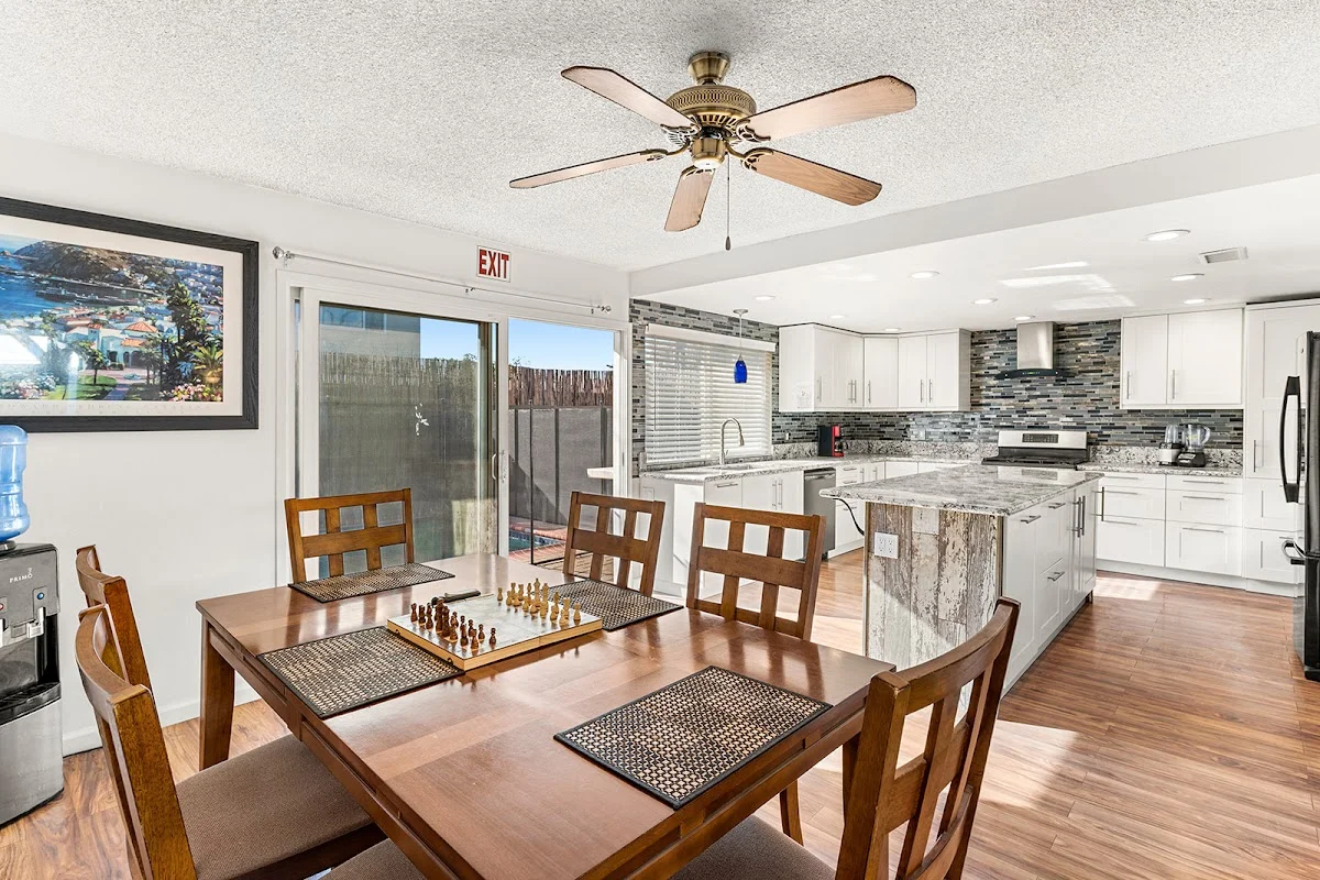 Alcohol and Drug Rehab Center - Surf City Recovery - Photo 3