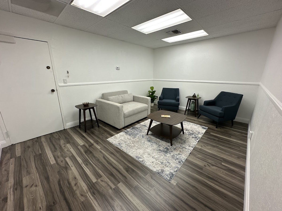 pH Wellness Alcohol and Drug Rehab Orange County - Photo 2